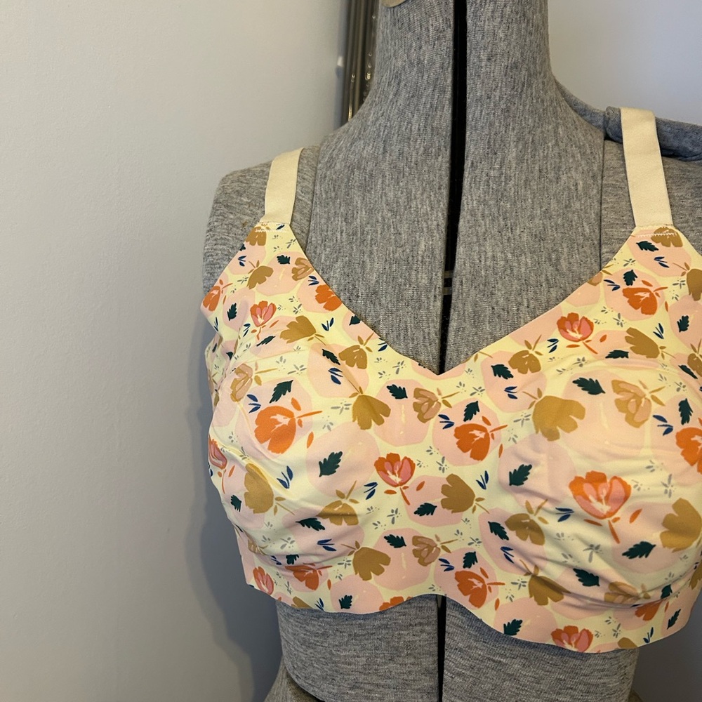 NWOT Knix Floral Bra Size 5